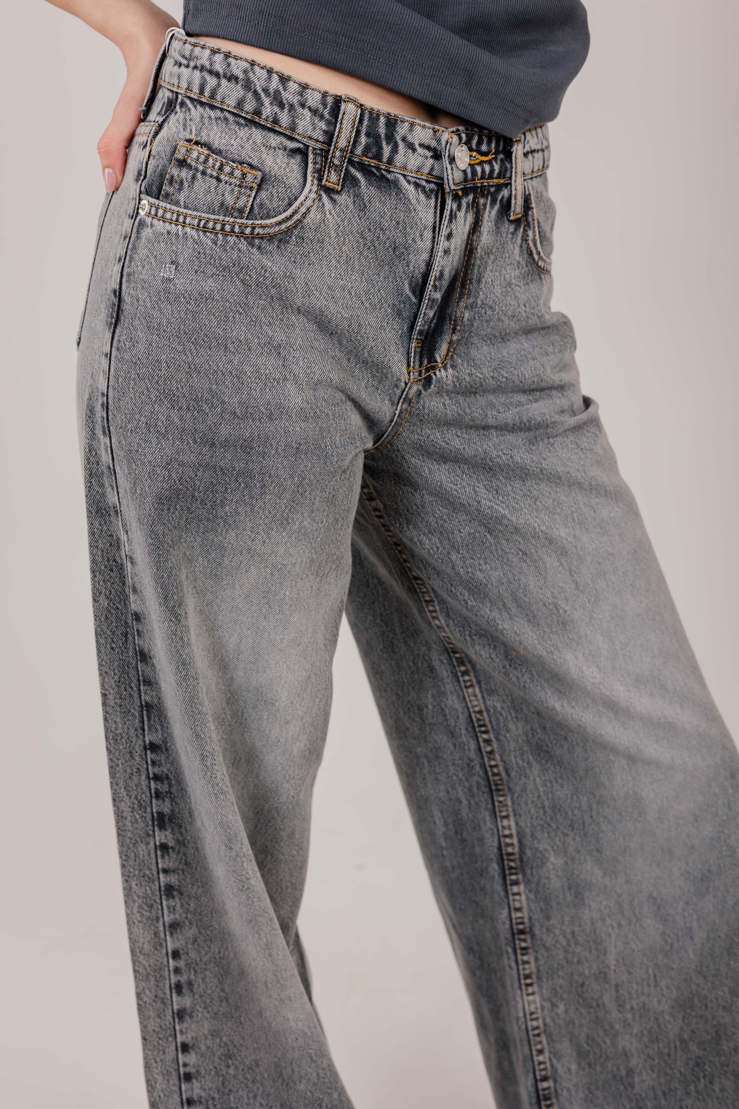 Wide-Leg Denim Grey