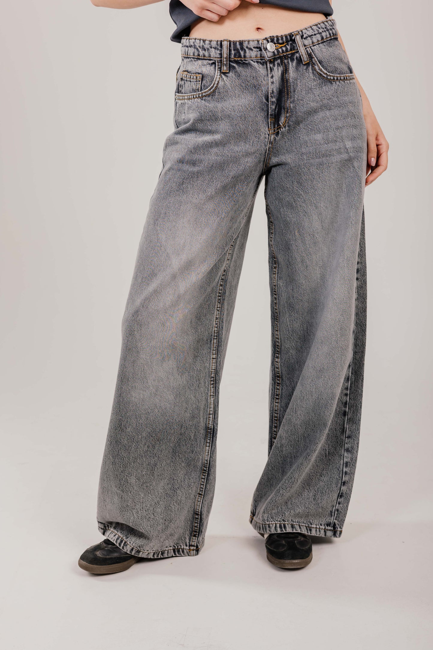 Wide-Leg Denim Grey