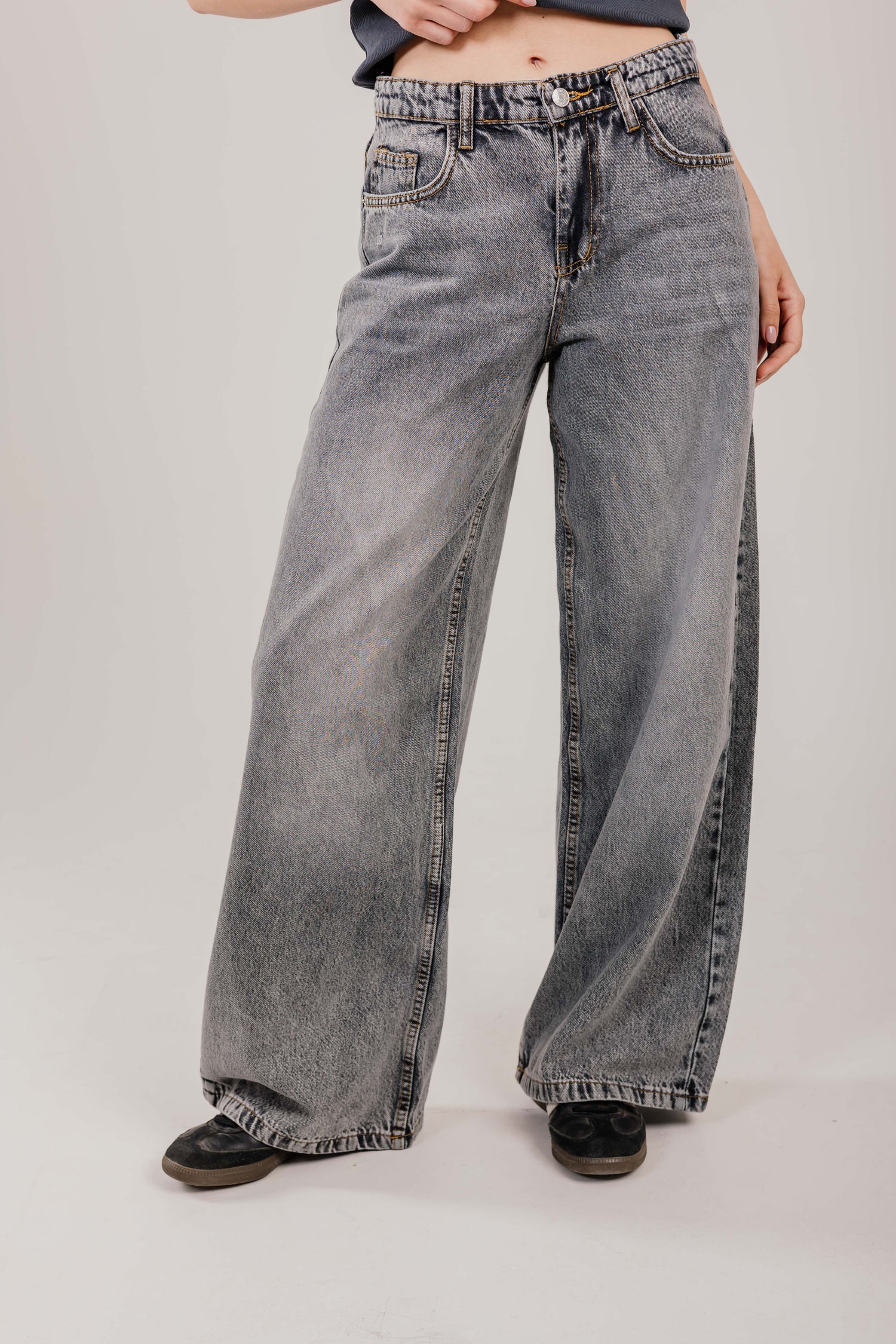 WIDE LEG DENIM