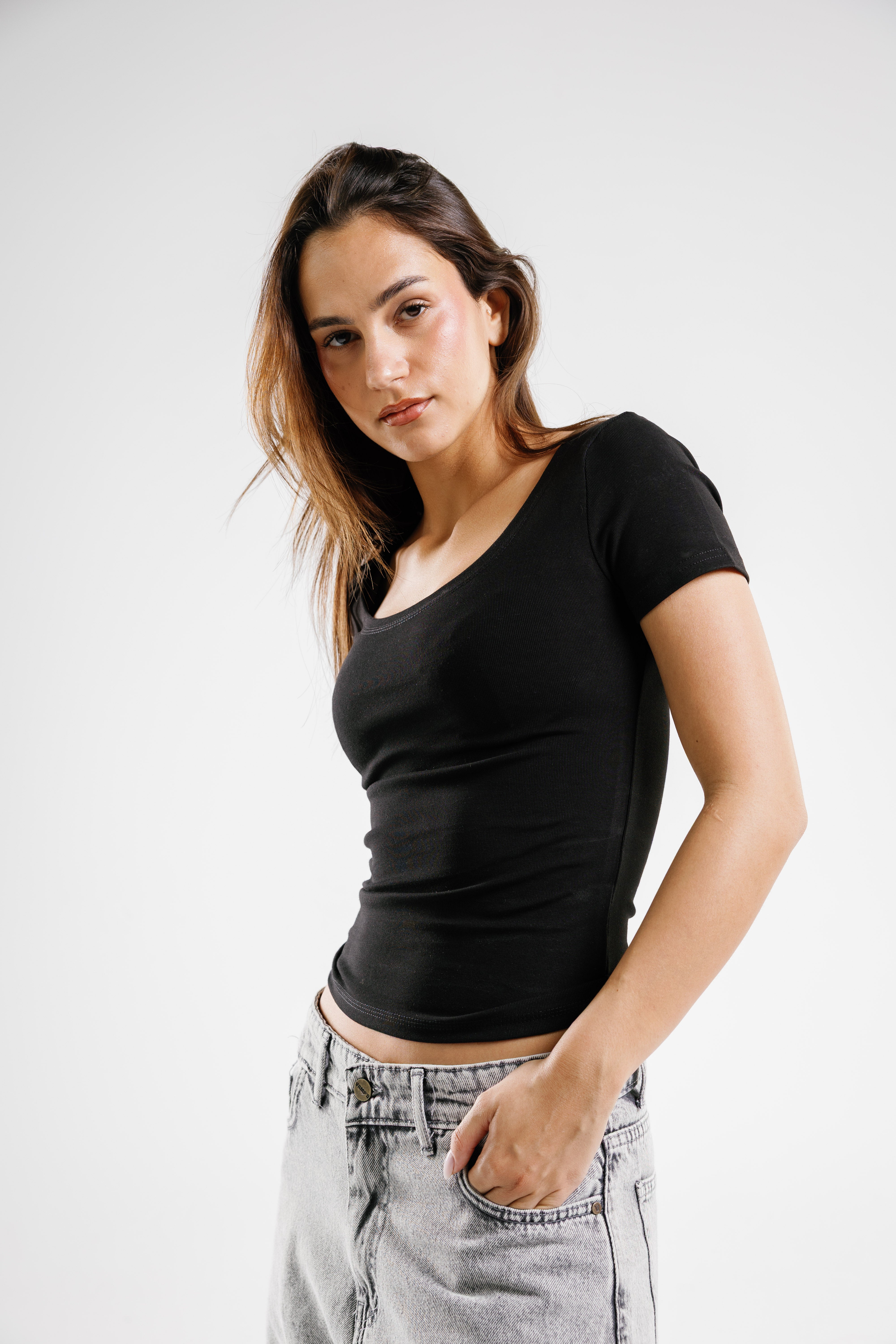Round Short Sleeve Top