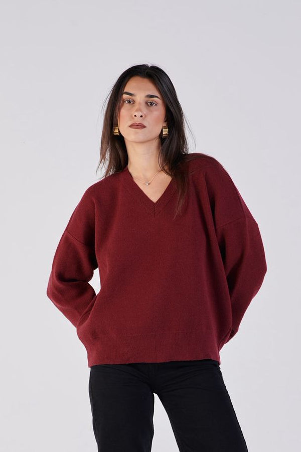 Soft knit V-neck jumper