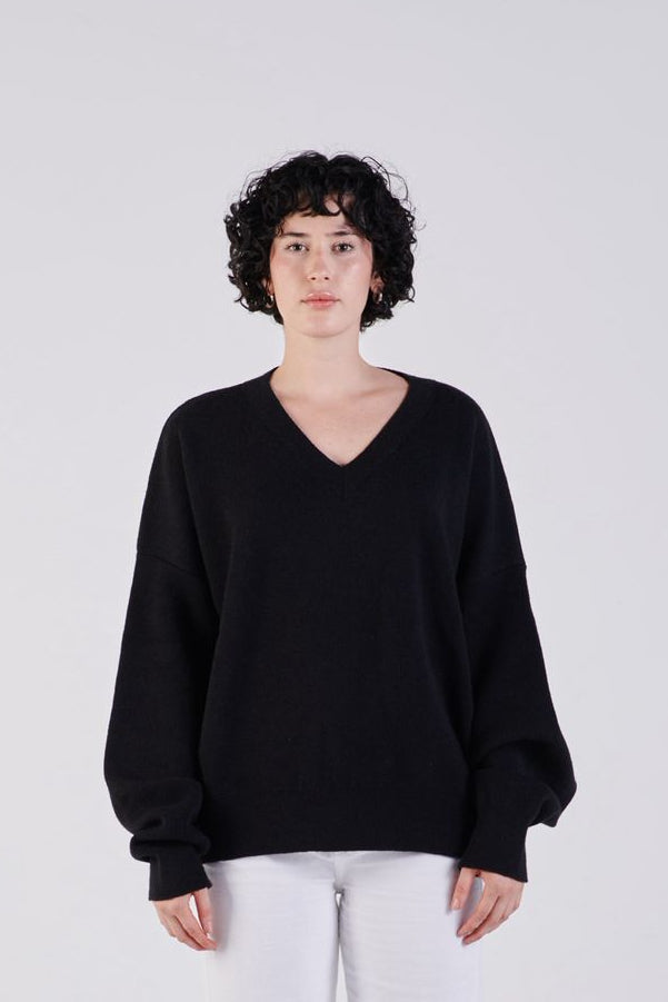 Soft knit V-neck jumper