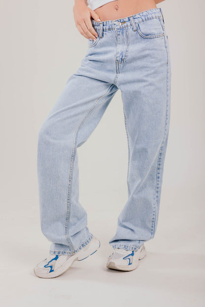 Straight Leg Denim Light Blue