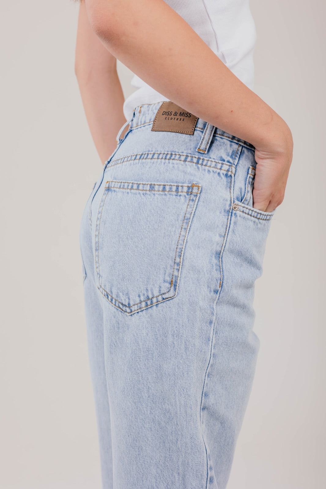 Straight Leg Denim Light Blue